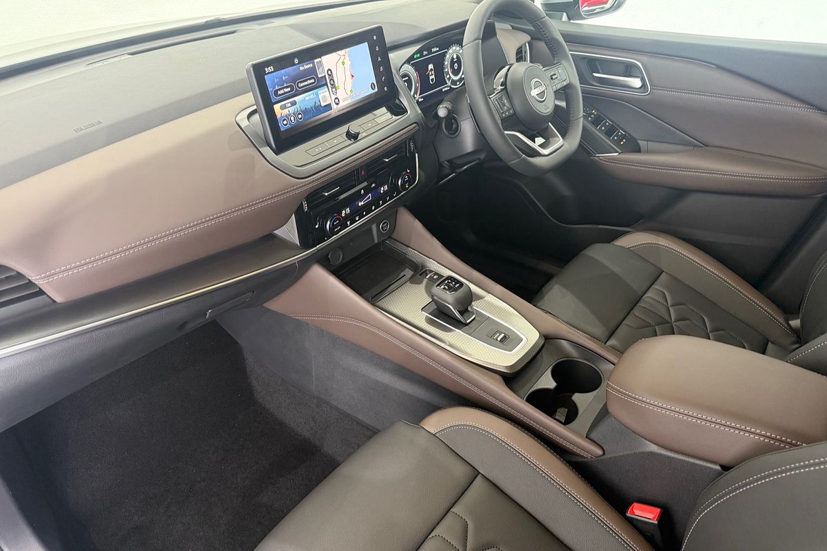 2025 Nissan QASHQAI Ti J12