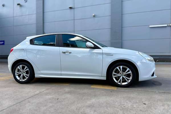 2013 Alfa Romeo Giulietta PROGRESSION 1.4 Series 0