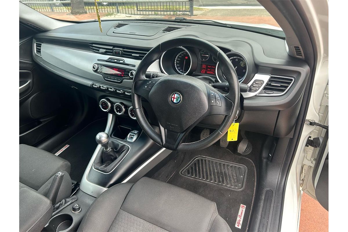 2013 Alfa Romeo Giulietta PROGRESSION 1.4 Series 0