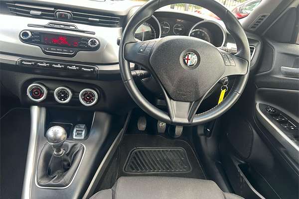 2013 Alfa Romeo Giulietta PROGRESSION 1.4 Series 0