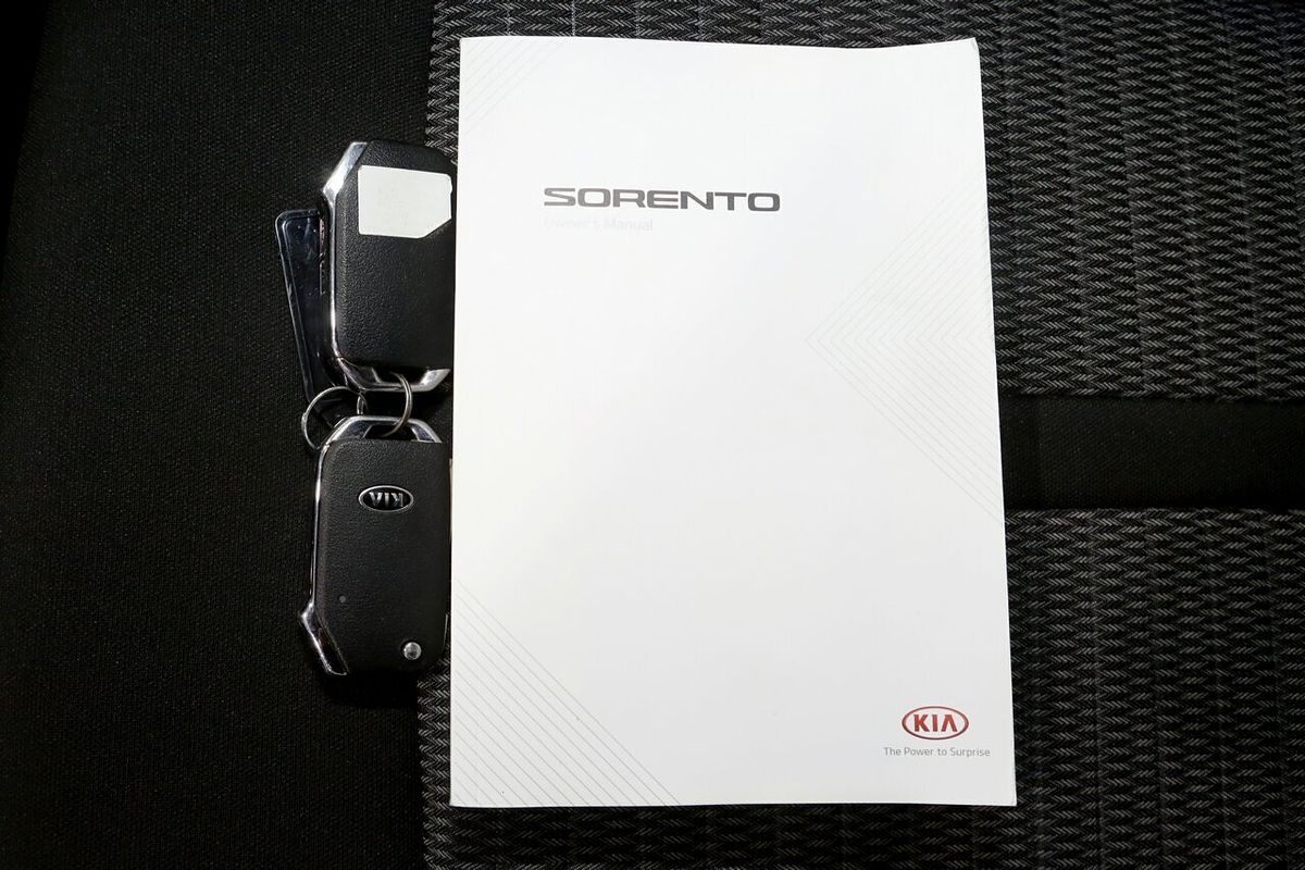 2021 Kia Sorento S MQ4
