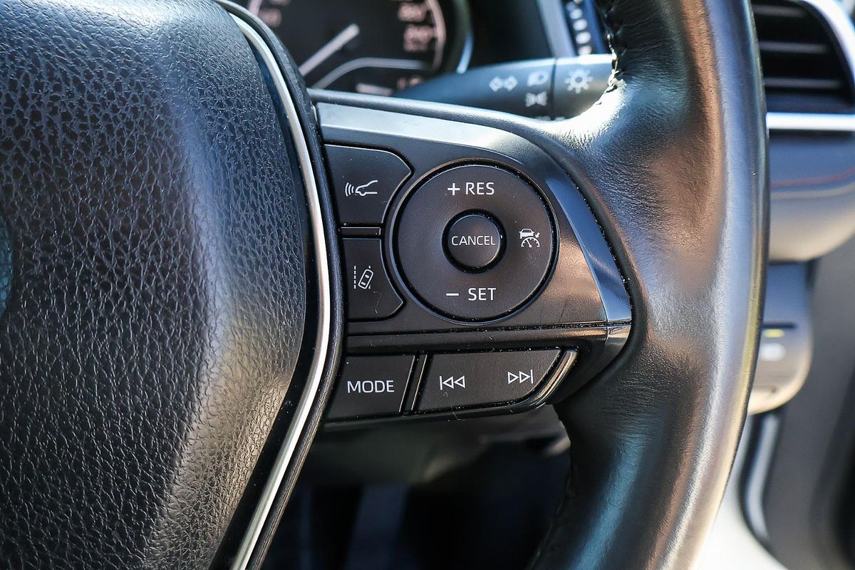 2018 Toyota Camry Ascent Sport AXVH71R