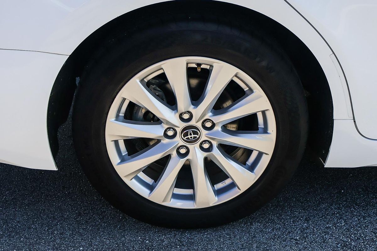 2018 Toyota Camry Ascent Sport AXVH71R