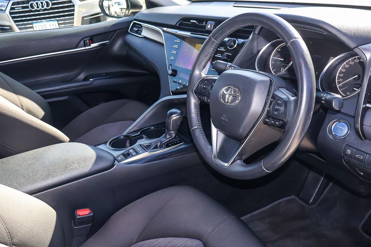 2018 Toyota Camry Ascent Sport AXVH71R