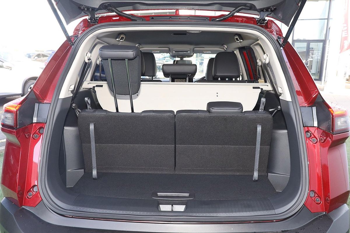2025 Nissan X-TRAIL ST-L T33
