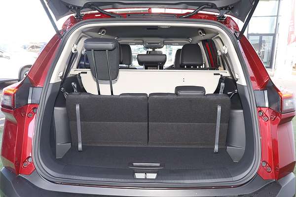 2025 Nissan X-TRAIL ST-L T33