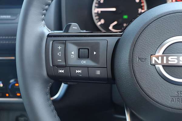 2025 Nissan X-TRAIL ST-L T33