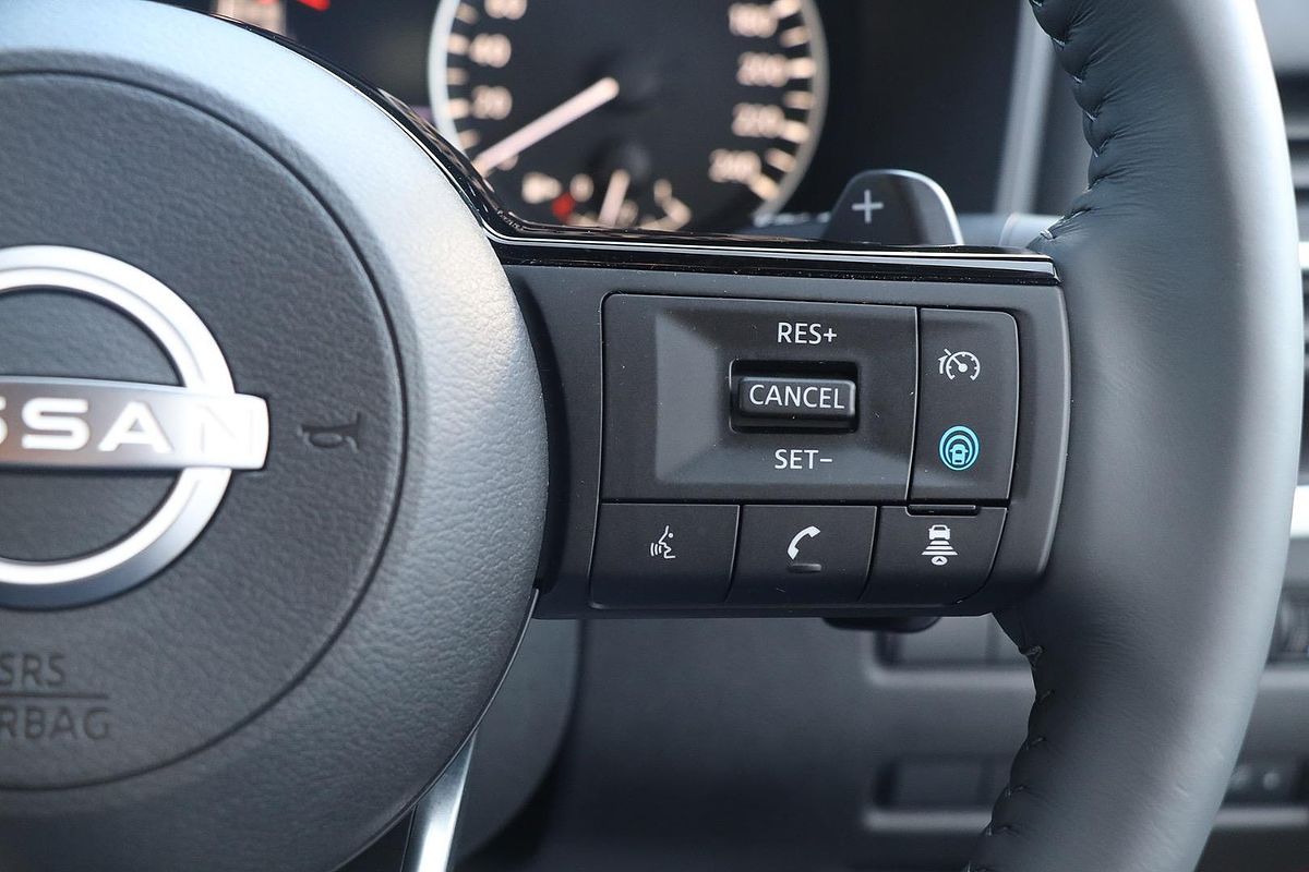 2025 Nissan X-TRAIL ST-L T33