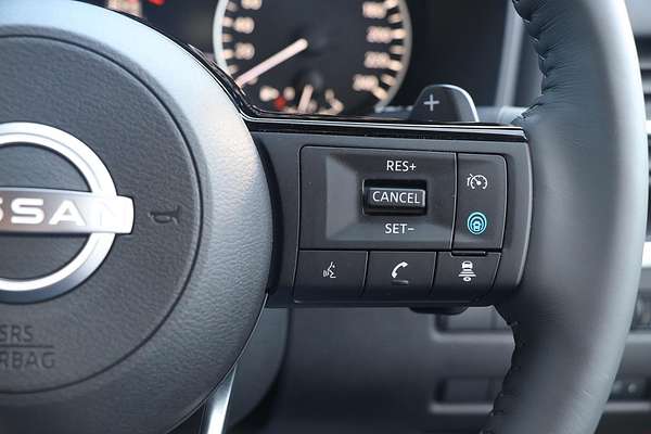 2025 Nissan X-TRAIL ST-L T33