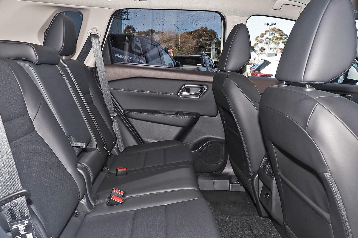 2024 Nissan X-TRAIL ST-L e-POWER T33
