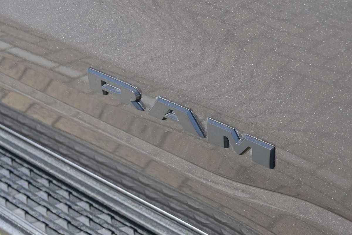 2023 RAM 1500 LIMITED RAMBOX (HYBRID) DT MY22 4X4