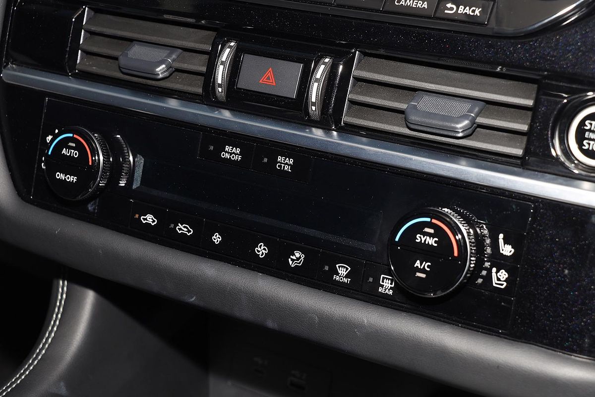 2023 Nissan Pathfinder Ti-L R53