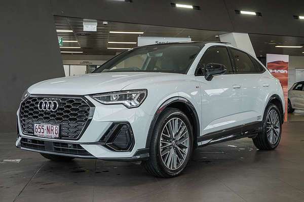 2020 Audi Q3 35 TFSI S line F3