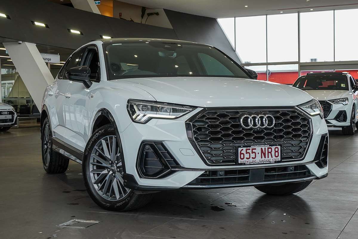 2020 Audi Q3 35 TFSI S line F3