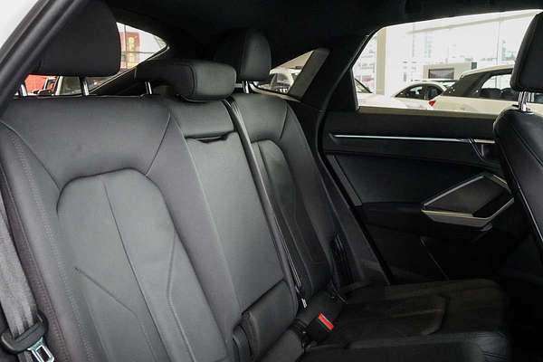 2020 Audi Q3 35 TFSI S line F3
