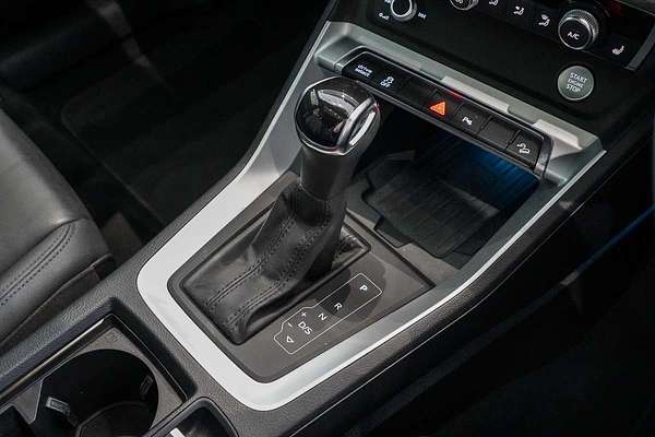 2020 Audi Q3 35 TFSI S line F3