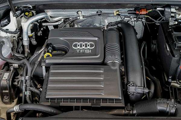 2020 Audi Q3 35 TFSI S line F3