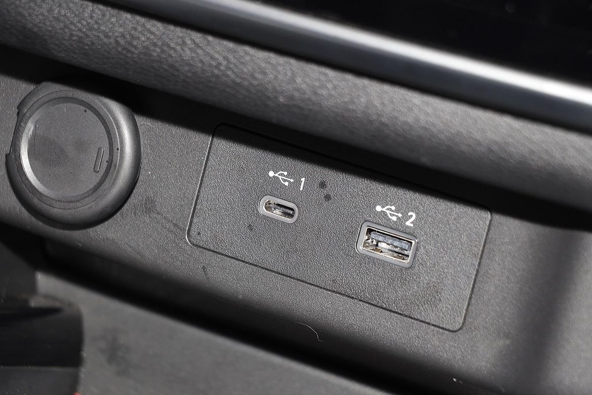 2025 Nissan X-TRAIL ST T33