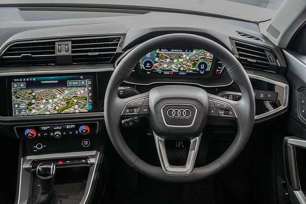 2024 Audi Q3 35 TFSI F3