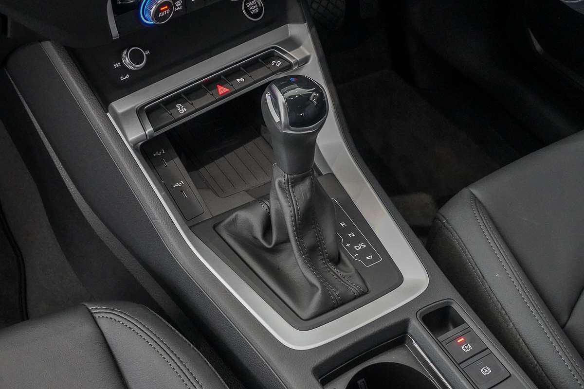 2024 Audi Q3 35 TFSI F3