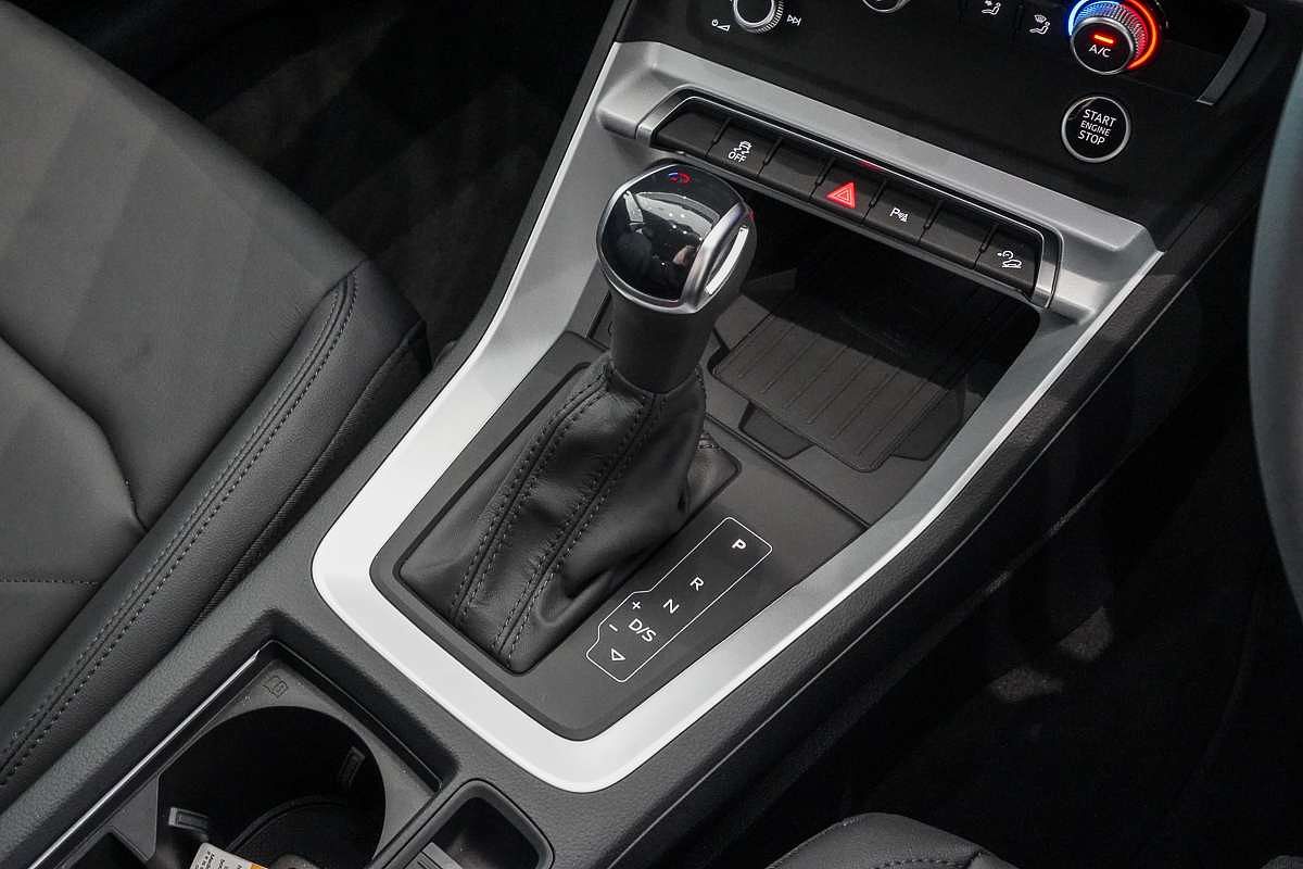 2024 Audi Q3 35 TFSI F3