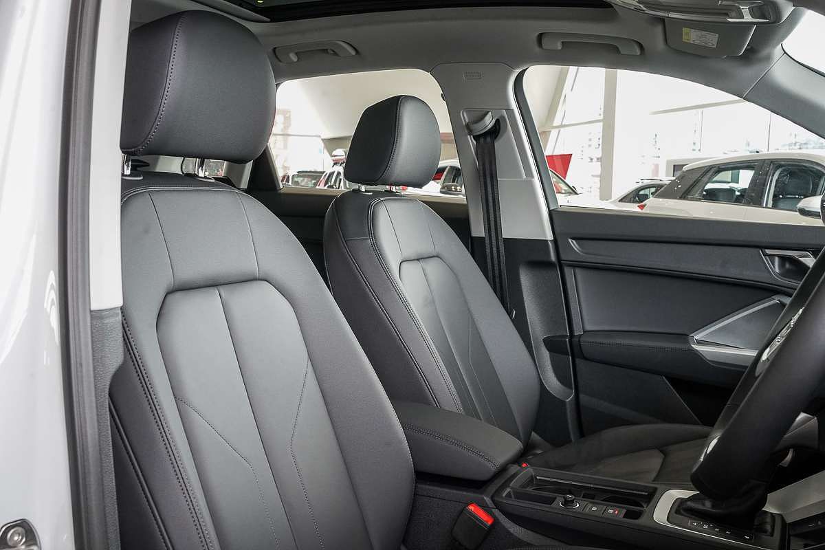 2024 Audi Q3 35 TFSI F3