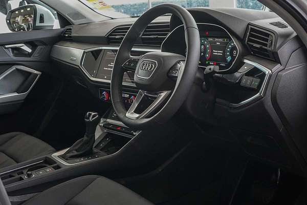 2024 Audi Q3 35 TFSI F3