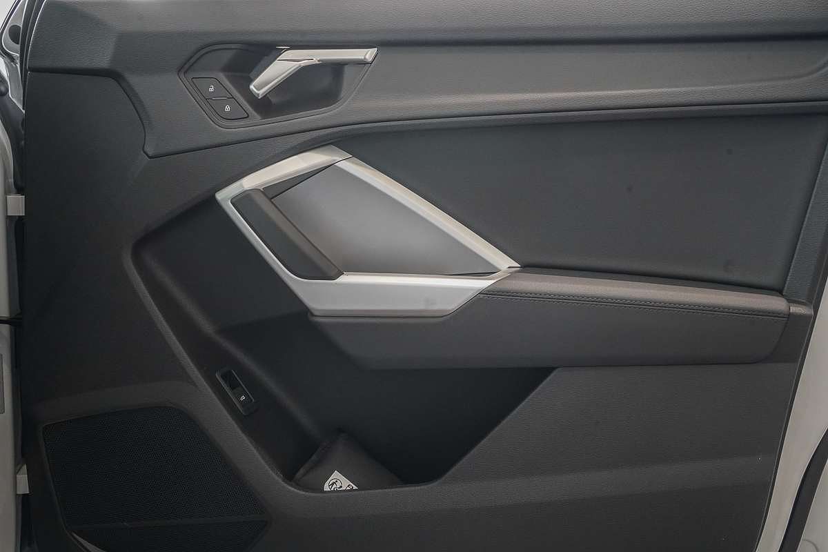 2024 Audi Q3 35 TFSI F3