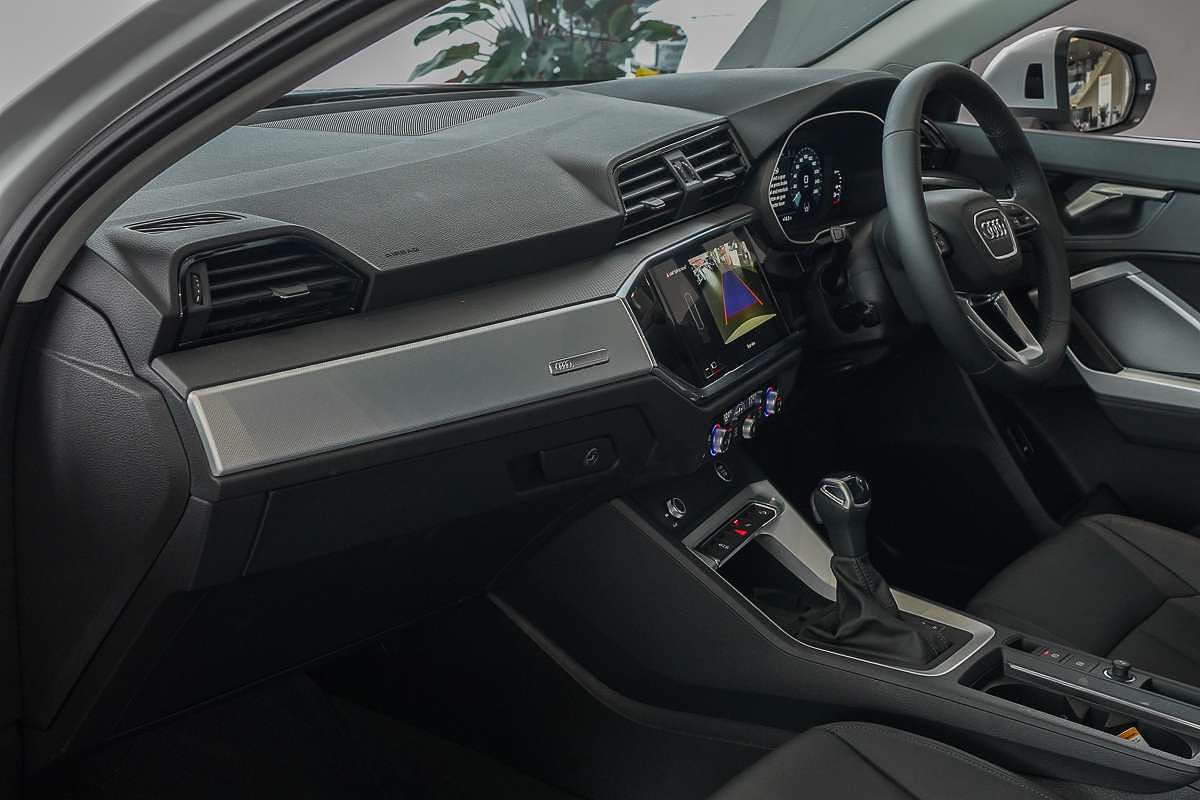 2024 Audi Q3 35 TFSI F3