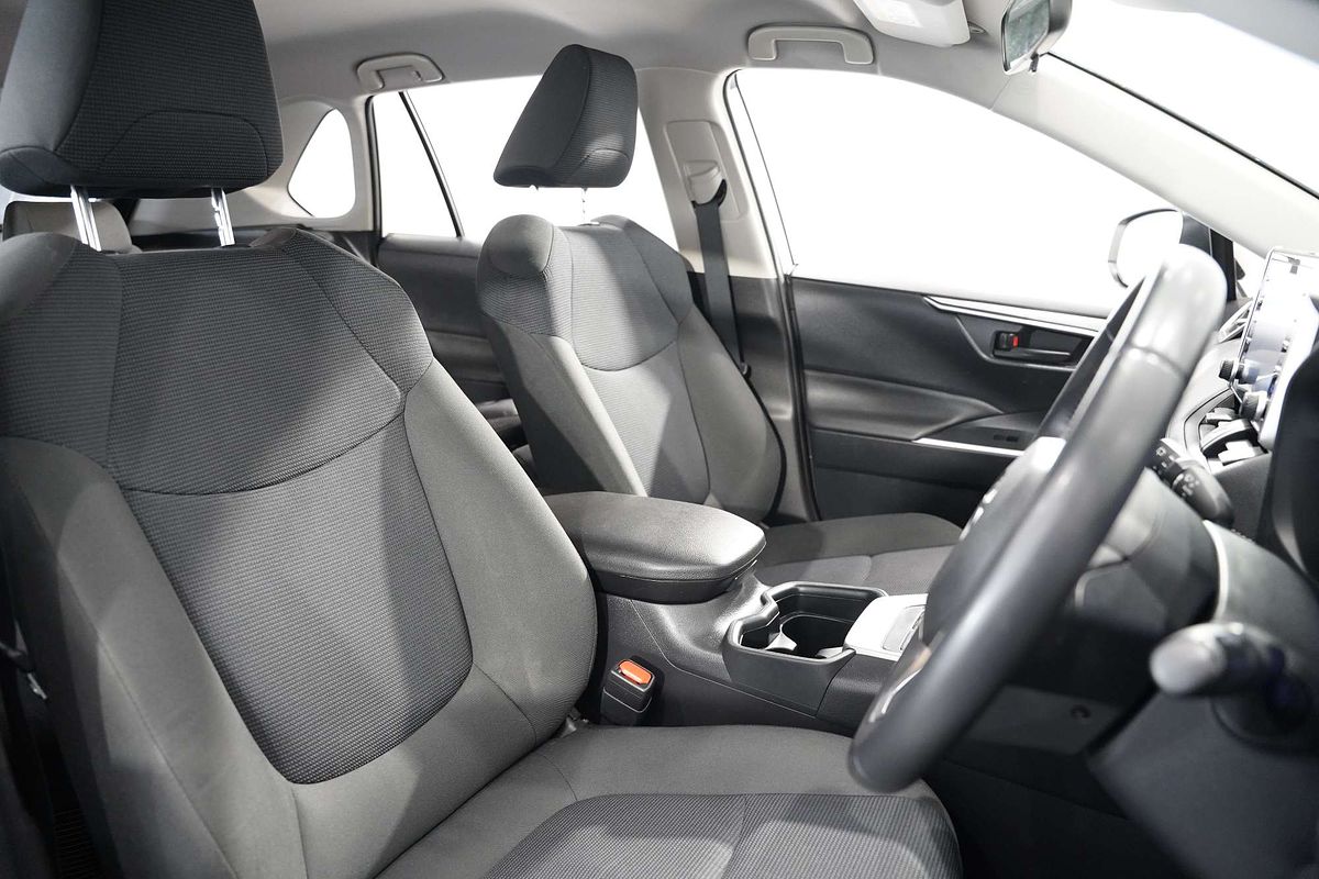 2021 Toyota RAV4 GX AXAH54R