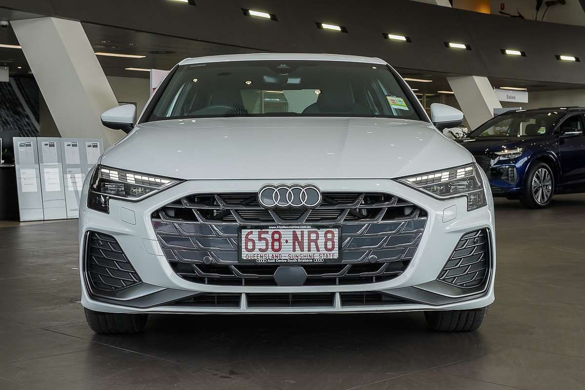 2024 Audi A3 35 TFSI S line GY