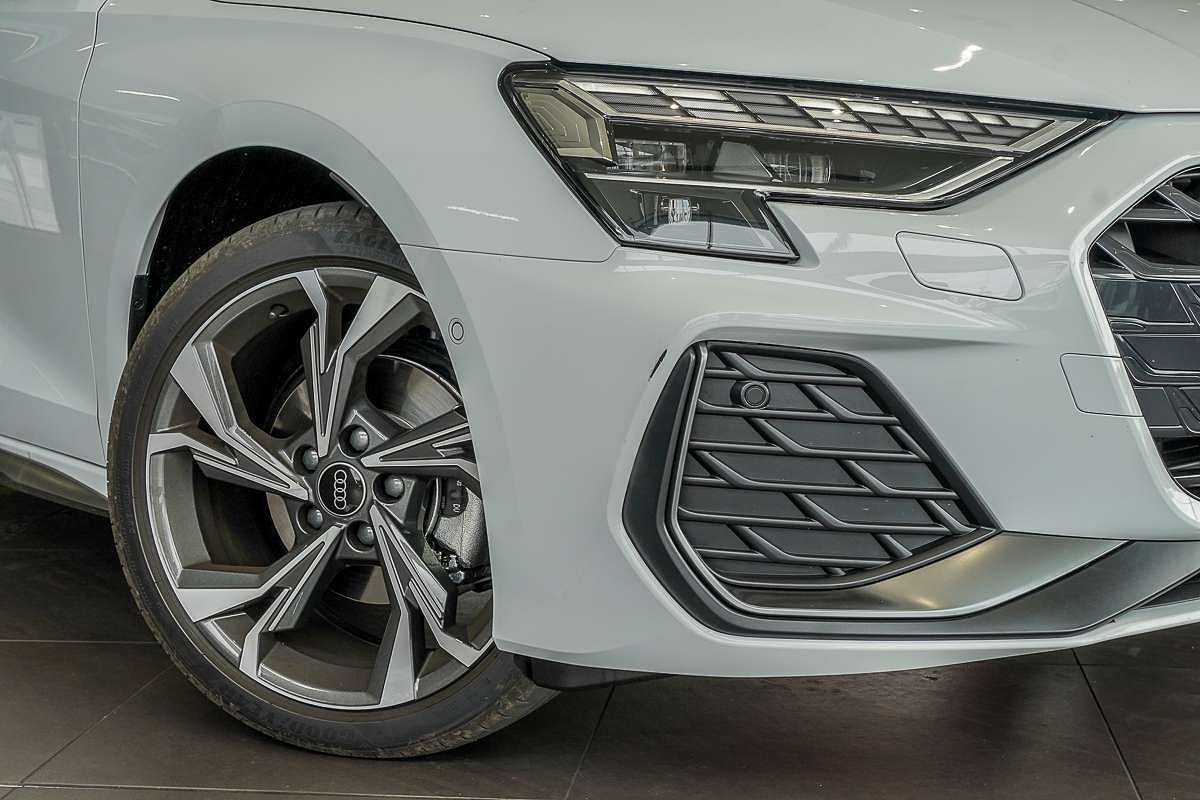 2024 Audi A3 35 TFSI S line GY