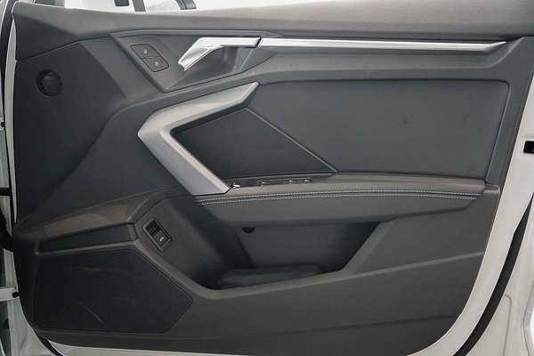 2024 Audi A3 35 TFSI S line GY