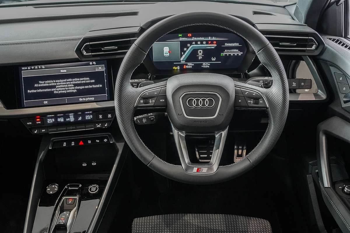 2024 Audi A3 35 TFSI S line GY