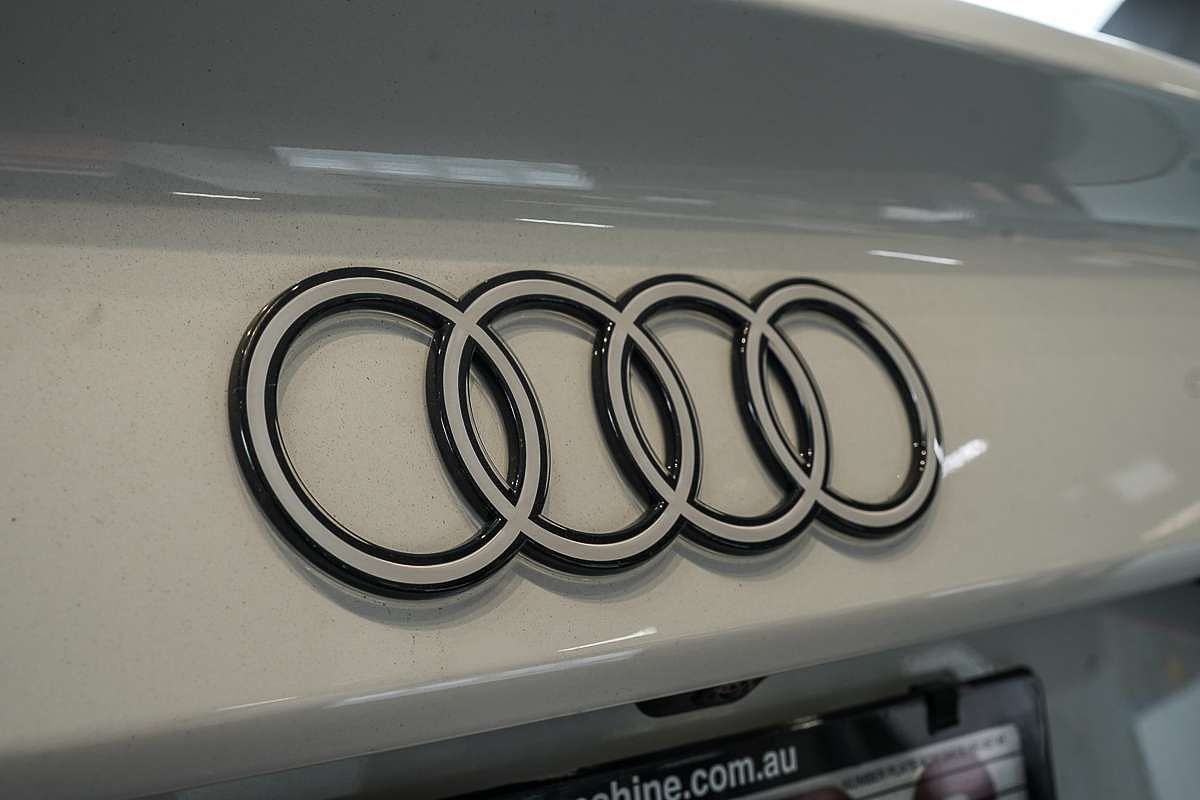 2024 Audi A3 35 TFSI S line GY
