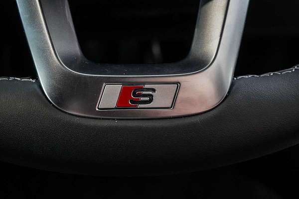 2024 Audi A3 35 TFSI S line GY