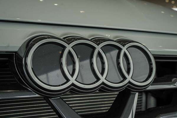 2024 Audi A3 35 TFSI S line GY