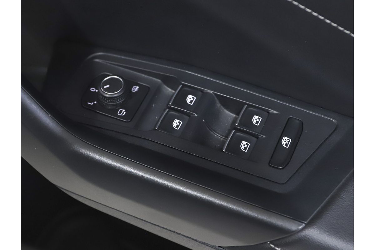 2022 Volkswagen T-Roc 110TSI Style D11