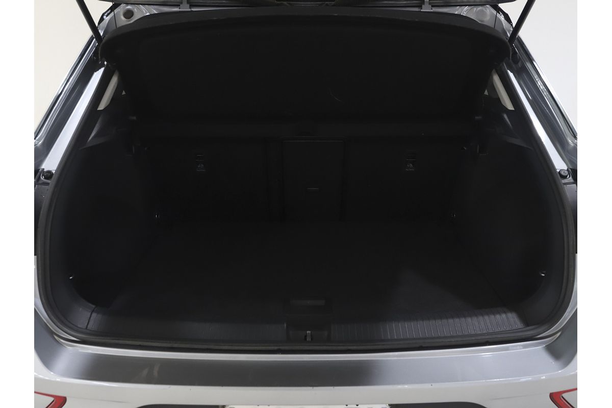 2022 Volkswagen T-Roc 110TSI Style D11