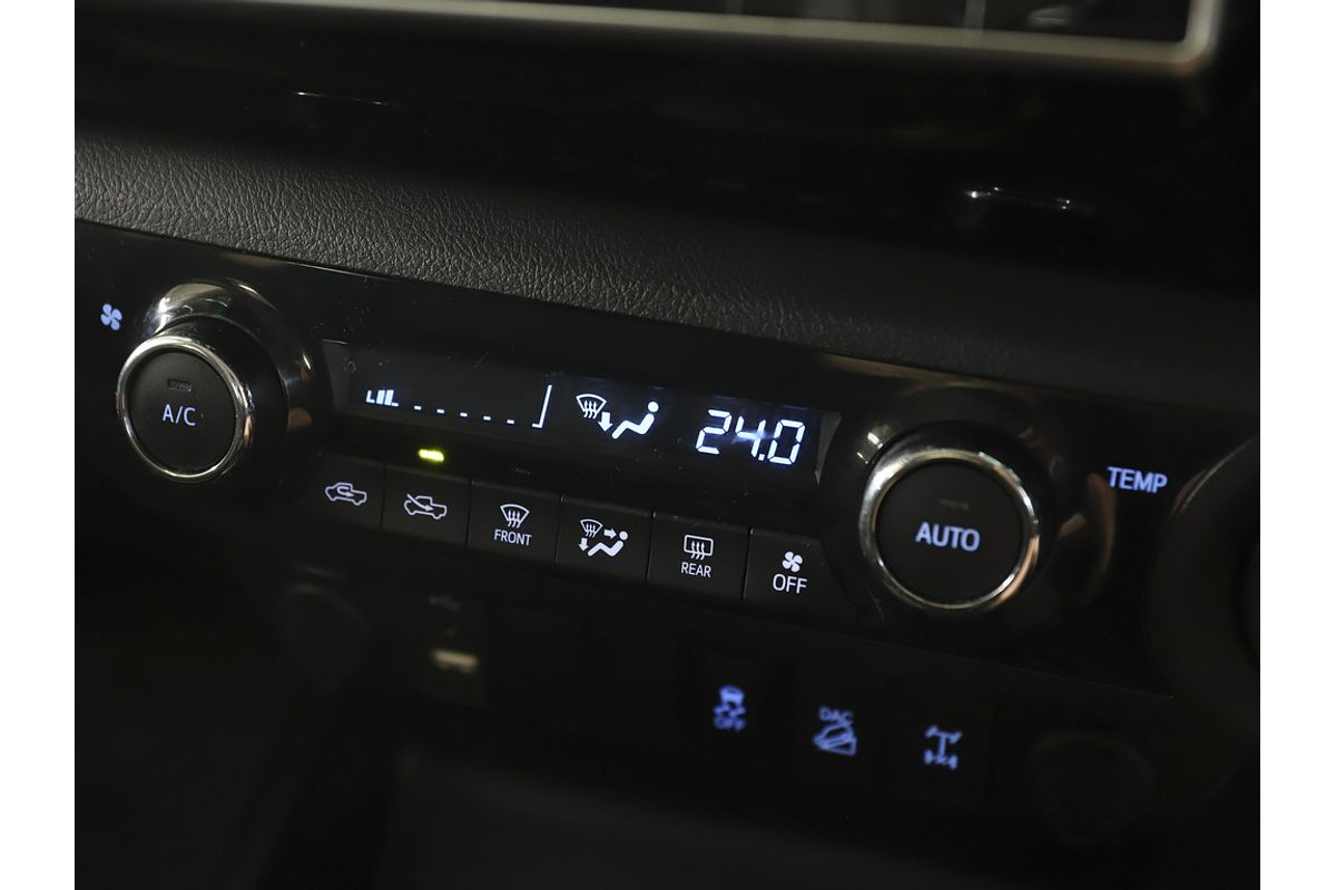 Hilux 4x4 SR5 2.8L T Diesel Automatic Double Cab