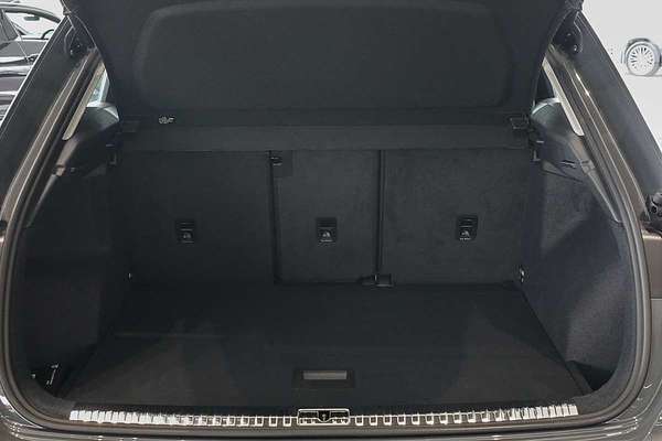 2024 Audi Q3 35 TFSI F3