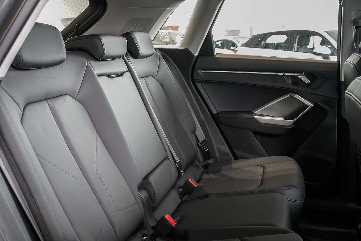 2024 Audi Q3 35 TFSI F3