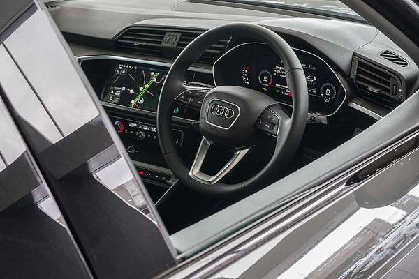 2024 Audi Q3 35 TFSI F3