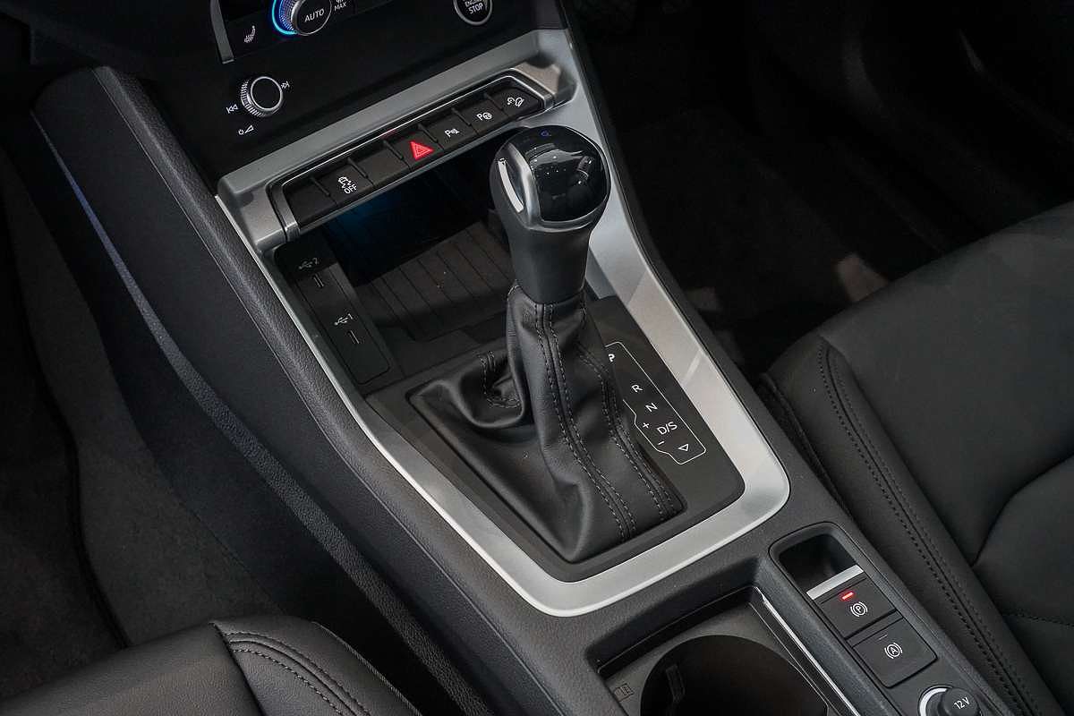 2024 Audi Q3 35 TFSI F3