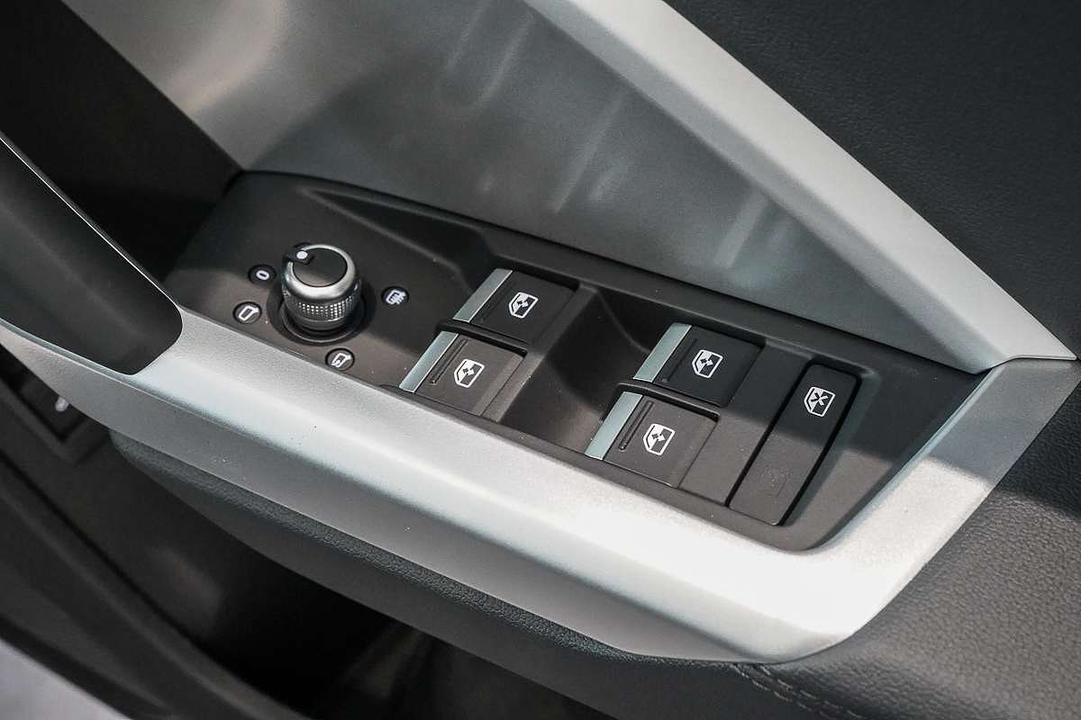2024 Audi Q3 35 TFSI F3