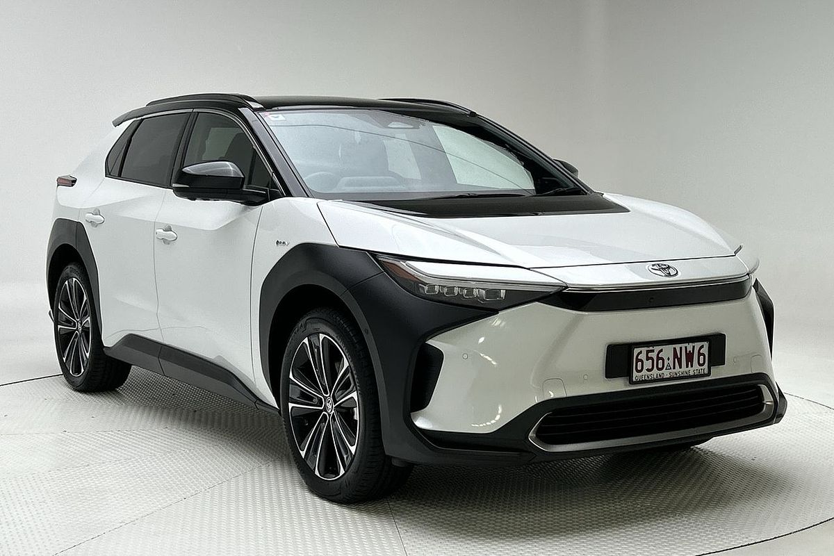 2023 Toyota bZ4X YEAM15R