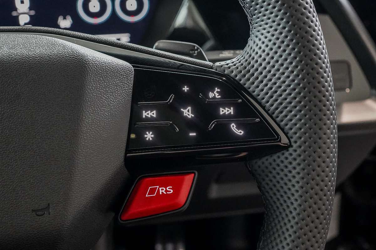 2025 Audi RS3 GY
