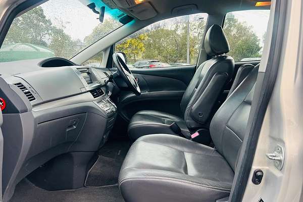 2009 Toyota Tarago GLi ACR50R