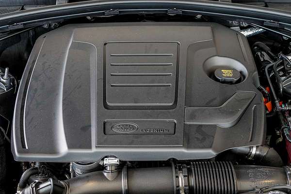2024 Land Rover Range Rover Velar P250 Dynamic SE L560