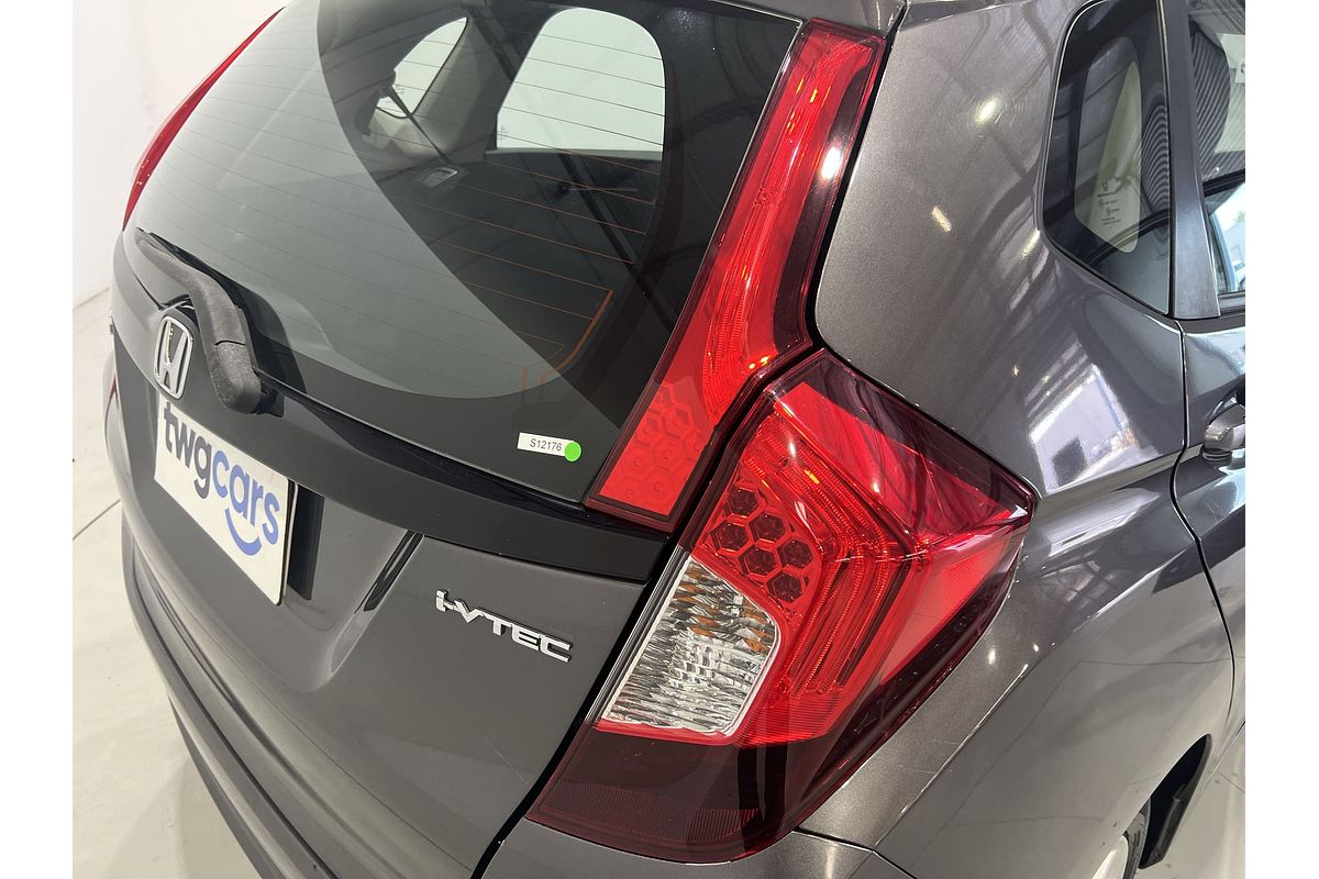 2017 Honda Jazz VTi GF